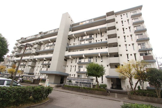 吉川駅前住宅12号棟 三郷市 吉川市 八潮市の不動産は仲介手数料無料のクルーハウジング